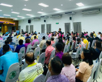 รองผู้ว่าราชการจังหวัดสุราษฎร์ธานี เป็นประธานการประชุมผู้บริ ... พารามิเตอร์รูปภาพ 11
