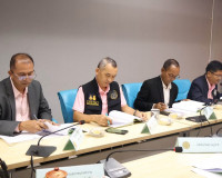 รองผู้ว่าราชการจังหวัดสุราษฎร์ธานี เป็นประธานในการประชุมคณะอ ... พารามิเตอร์รูปภาพ 4
