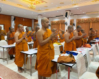รองผู้ว่าราชการจังหวัดฯ กล่าวต้อนรับพระสังฆาธิการฯ ในการประช ... พารามิเตอร์รูปภาพ 9