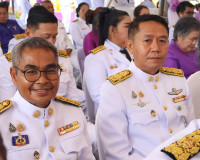 จังหวัดสุราษฎร์ธานี จัดพิธีทำบุญตักบาตร เนื่องในโอกาสวันเฉลิ ... พารามิเตอร์รูปภาพ 9
