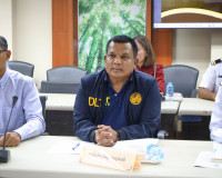 ผู้ว่าฯ สุราษฎร์ธานี ประชุมหารือเนื่องในเอกอัครราชทูตอังกฤษป ... พารามิเตอร์รูปภาพ 12