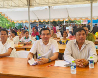รองผู้ว่าราชการจังหวัดสุราษฎร์ธานี เป็นประธานการประชุม คณะกร ... พารามิเตอร์รูปภาพ 8