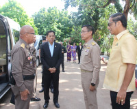 รองผู้ว่าฯ สุราษฎร์ธานีต้อนรับหน่วยราชการในพระองค์และคณะกรรม ... พารามิเตอร์รูปภาพ 2