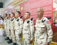 จังหวัดสุราษฎร์ธานีจัดพิธีมอบเครื่องหมาย “รักษาดินแดนยิ่งชีพ ... พารามิเตอร์รูปภาพ 13