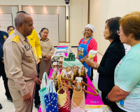 รองผู้ว่าราชการจังหวัดสุราษฎร์ธานี เป็นประธานกล่าวเปิดโครงกา ... พารามิเตอร์รูปภาพ 12