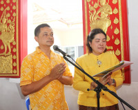 จังหวัดสุราษฎร์ธานีจัดพิธีเจริญพระพุทธมนต์ถวายพระพรชัยมงคลแด ... พารามิเตอร์รูปภาพ 12
