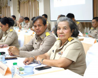 จังหวัดสุราษฎร์ธานี ประชุมหัวหน้าส่วนราชการและหน่วยงานที่เกี ... พารามิเตอร์รูปภาพ 17