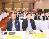 รองผู้ว่าราชการจังหวัดสุราษฎร์ธานี เป็นประธานเปิดการประชุมสั ... พารามิเตอร์รูปภาพ 3