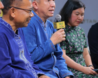 รองผู้ว่าราชการจังหวัดสุราษฎร์ธานี เป็นประธานแถลงข่าวในงานเก ... พารามิเตอร์รูปภาพ 1