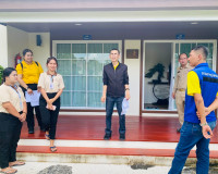 รองผู้ว่าราชการจังหวัดสุราษฎร์ธานี พร้อมด้วย คณะกรรมการฯ และ ... พารามิเตอร์รูปภาพ 5