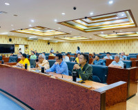 รองผู้ว่าราชการจังหวัดสุราษฎร์ธานี เป็นประธานในการประชุมการค ... พารามิเตอร์รูปภาพ 3