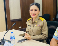 รองผู้ว่าราชการจังหวัดสุราษฎร์ธานี เป็นประธานมอบโล่รางวัลและ ... พารามิเตอร์รูปภาพ 3