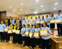 รองผู้ว่าราชการจังหวัดสุราษฎร์ธานี เป็นประธานมอบโล่รางวัลและ ... พารามิเตอร์รูปภาพ 18