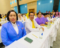 รองผู้ว่าราชการจังหวัดสุราษฎร์ธานี กล่าวต้อนรับนายสุรศักดิ์  ... พารามิเตอร์รูปภาพ 4