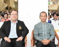 รองผู้ว่าราชการจังหวัดสุราษฎร์ธานี เป็นประธานในพิธีเปิดการแข ... พารามิเตอร์รูปภาพ 4