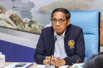 รองผู้ว่าราชการจังหวัดสุราษฎร์ธานี เป็นประธานในการประชุมคณะอ ... พารามิเตอร์รูปภาพ 1