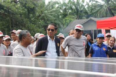 รองผู้ว่าราชการจังหวัดสุราษฎร์ธานี เป็นประธานในพิธีเปิดโรงน้ ... พารามิเตอร์รูปภาพ 1