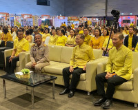 รองผู้ว่าราชการจังหวัดสุราษฎร์ธานี กล่าวต้อนรับ นายธีทัต พิม ... พารามิเตอร์รูปภาพ 7