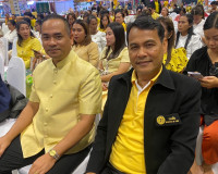 รองผู้ว่าราชการจังหวัดสุราษฎร์ธานี กล่าวต้อนรับ นายธีทัต พิม ... พารามิเตอร์รูปภาพ 9