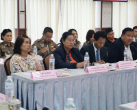 รองผู้ว่าราชการจังหวัดสุราษฎร์ธานี เป็นประธานในการประชุมคณะก ... พารามิเตอร์รูปภาพ 2