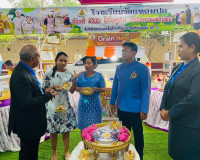 รองผู้ว่าราชการจังหวัดสุราษฎร์ธานี กล่าวต้อนรับนายชัยพล สุขเ ... พารามิเตอร์รูปภาพ 7