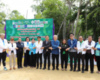 รองผู้ว่าราชการจังหวัดสุราษฎร์ธานี เป็นประธาน เปิดการแข่งขัน ... พารามิเตอร์รูปภาพ 9