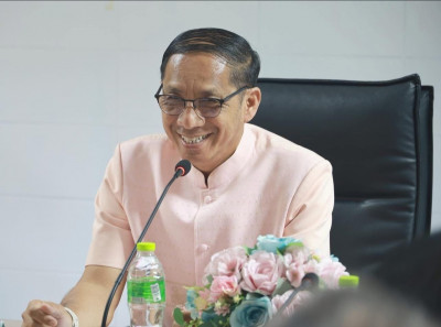 รองผู้ว่าราชการจังหวัดสุราษฎร์ธานี เป็นประธานในการประชุมคณะก ... พารามิเตอร์รูปภาพ 1