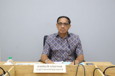 รองผู้ว่าราชการจังหวัดสุราษฎร์ธานี เป็นประธานในการประชุมคณะก ... พารามิเตอร์รูปภาพ 1