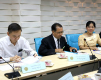 จังหวัดสุราษฎร์ธานี จัดประชุมคณะอนุกรรมการพิจารณาค่าตอบแทนผู ... พารามิเตอร์รูปภาพ 10