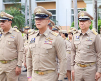 จังหวัดสุราษฎร์ธานี จัดพิธีเคารพธงชาติ เนื่องในวันพระราชทานธ ... พารามิเตอร์รูปภาพ 7