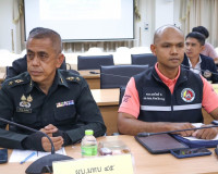 รองผู้ว่าราชการจังหวัดสุราษฎร์ธานี เป็นประธานประชุมคณะกรรมกา ... พารามิเตอร์รูปภาพ 4