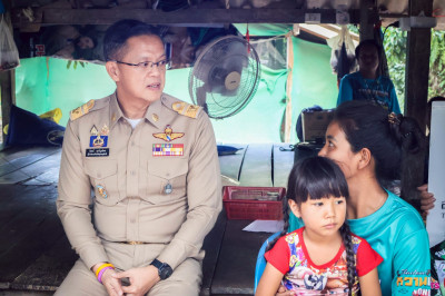 เหล่ากาชาดจังหวัดสุราษฎร์ธานี ลงพื้นที่มอบเงินช่วยเหลือและให ... พารามิเตอร์รูปภาพ 1