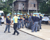 รองผู้ว่าราชการจังหวัดสุราษฎร์ธานี เป็นประธานกิจกรรมจิตอาสาพ ... พารามิเตอร์รูปภาพ 18
