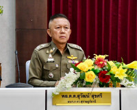 รองผู้ว่าราชการจังหวัดสุราษฎร์ธานี เข้าร่วมการประชุมเพื่อป้อ ... พารามิเตอร์รูปภาพ 3