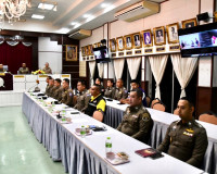 รองผู้ว่าราชการจังหวัดสุราษฎร์ธานี เข้าร่วมการประชุมเพื่อป้อ ... พารามิเตอร์รูปภาพ 7