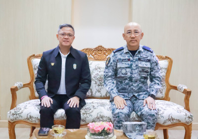 ผู้บัญชาการทัพเรือภาคที่ 2 มอบเครื่องหมาย “อภิรักษ์นาวี” แก่ ... พารามิเตอร์รูปภาพ 1