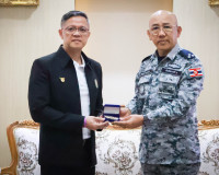 ผู้บัญชาการทัพเรือภาคที่ 2 มอบเครื่องหมาย “อภิรักษ์นาวี” แก่ ... พารามิเตอร์รูปภาพ 7