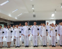 รองผู้ว่าราชการจังหวัดสุราษฎร์ธานี เป็นประธานในพิธีวางพานพุ่ ... พารามิเตอร์รูปภาพ 5