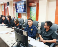 รองผู้ว่าราชการจังหวัดสุราษฎร์ธานี พร้อมด้วยหัวหน้าส่วนราชกา ... พารามิเตอร์รูปภาพ 7