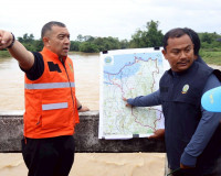 ผู้ว่าฯ สุราษฎร์ธานี นำทีมลงพื้นที่ดอนสัก – กาญจนดิษฐ์ ติดตา ... พารามิเตอร์รูปภาพ 1