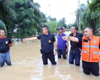ผู้ว่าฯ สุราษฎร์ธานี นำทีมลงพื้นที่ดอนสัก – กาญจนดิษฐ์ ติดตา ... พารามิเตอร์รูปภาพ 5