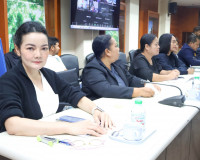 ผู้ว่าฯ จังหวัดสุราษฎร์ธานีประชุมติดตามสถานการณ์น้ำท่วม สั่ง ... พารามิเตอร์รูปภาพ 3