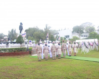 ผู้ว่าราชการจังหวัดสุราษฎร์ธานีนำข้าราชการและลูกเสือ-เนตรนาร ... พารามิเตอร์รูปภาพ 34