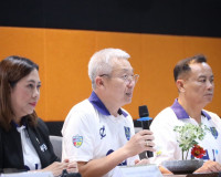รองผู้ว่าราชการจังหวัดสุราษฎร์ธานี ร่วมแถลงข่าวการแข่งขันฟุต ... พารามิเตอร์รูปภาพ 3
