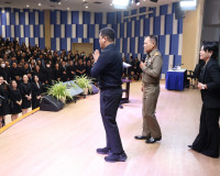 องคมนตรี ตรวจเยี่ยมการดำเนินงานของมหาวิทยาลัยราชภัฏสุราษฎร์ธ ... พารามิเตอร์รูปภาพ 9