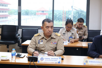 ผู้ว่าฯ สุราษฎร์ธานี ให้การต้อนรับเลขานุการรัฐมนตรีกระทรวงยุ ... พารามิเตอร์รูปภาพ 1