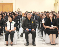 ประชาชนจังหวัดสุราษฎร์ธานีพร้อมใจเดินทางไปเข้าเฝ้าฯ กราบถวาย ... พารามิเตอร์รูปภาพ 12