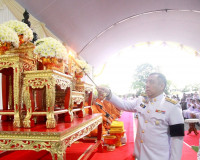 ข้าราชการและประชาชนจังหวัดสุราษฎร์ธานีพร้อมใจร่วมพิธีเจริญพร ... พารามิเตอร์รูปภาพ 12