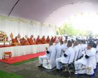 ข้าราชการและประชาชนจังหวัดสุราษฎร์ธานีพร้อมใจร่วมพิธีเจริญพร ... พารามิเตอร์รูปภาพ 21