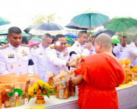 ข้าราชการและประชาชนจังหวัดสุราษฎร์ธานีพร้อมใจร่วมพิธีเจริญพร ... พารามิเตอร์รูปภาพ 27